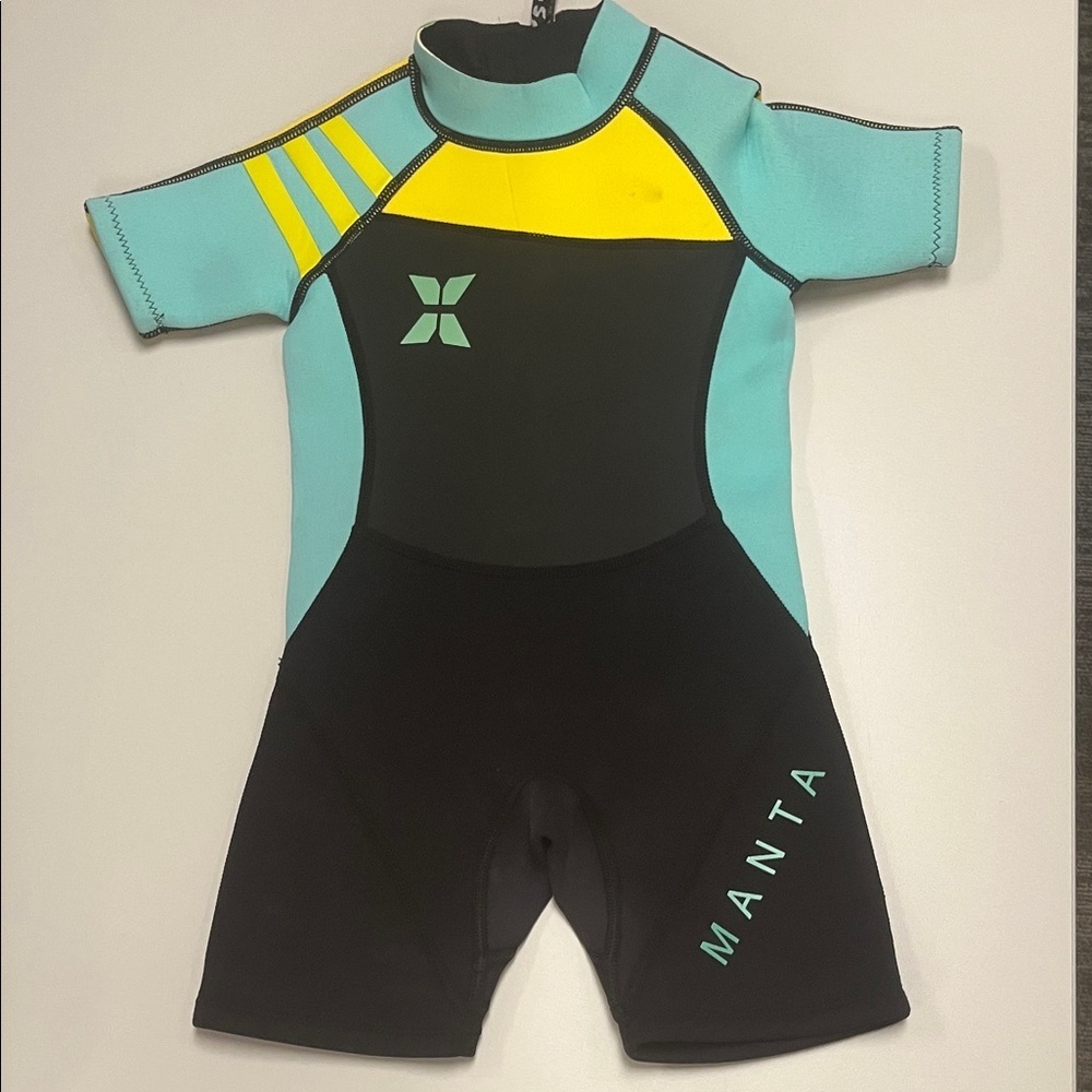 Manta Kids Swim Wetsuit - Black, Aqua, and Yellow size medium/ 4
